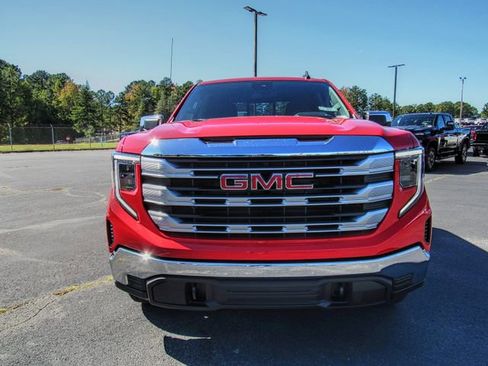 New 2026 GMC Sierra 1500 SLE w/ X31 Off-Road Package image 2
