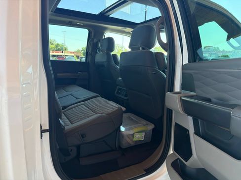 Used 2026 Ford F250 Platinum w/ Platinum Plus Package AWD/4WD image 5
