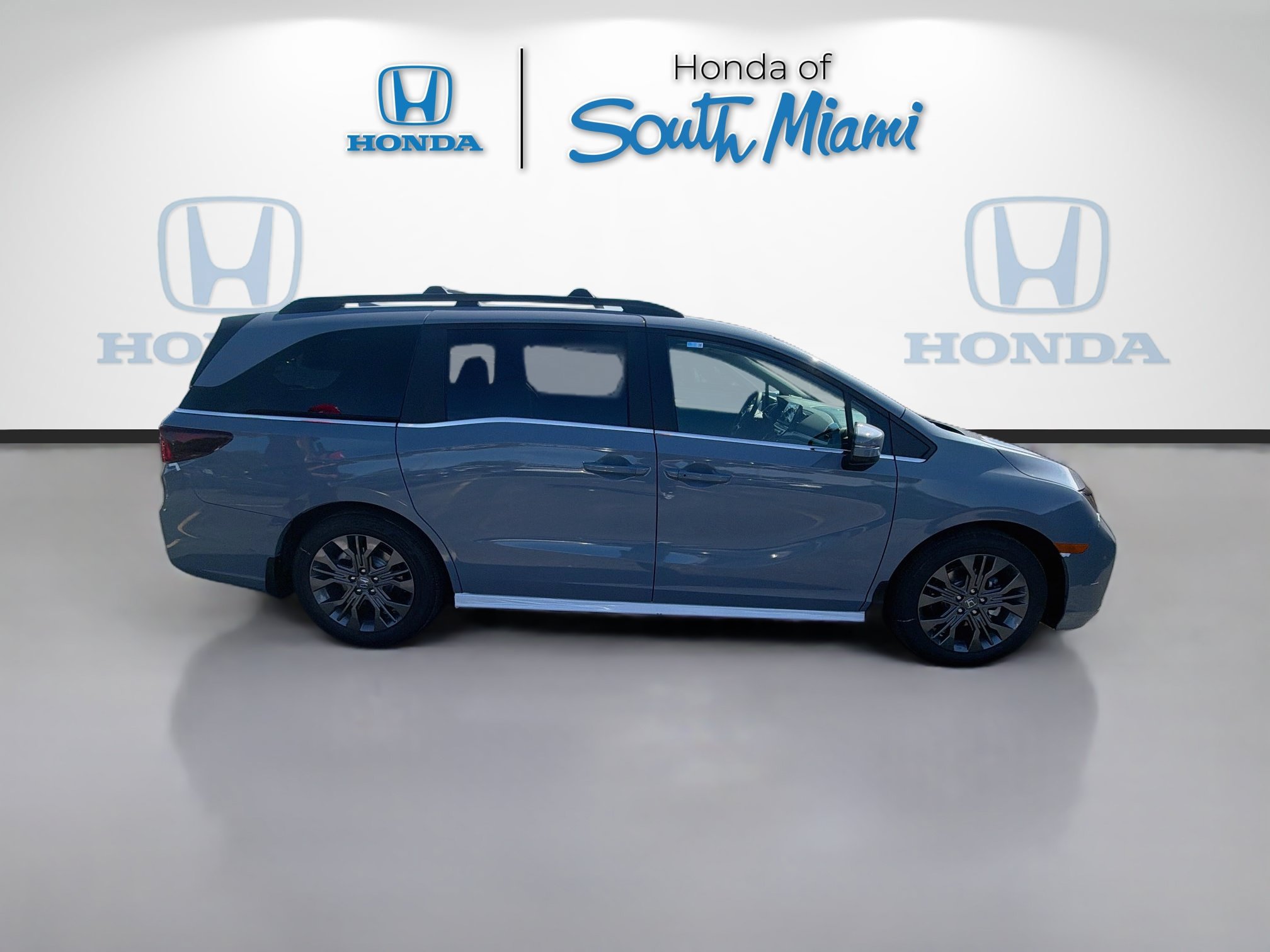 New 2027 Honda Odyssey Touring image 8