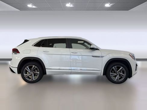 Certified 2024 Volkswagen Atlas Cross Sport SEL R-Line image 8