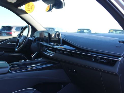 Used 2024 Cadillac Escalade Sport image 32