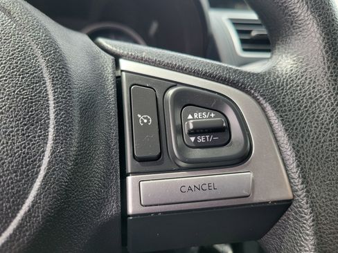 Used 2018 Subaru Forester 2.5i Premium w/ All-Weather Package AWD/4WD image 10