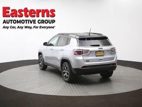 Used 2025 Jeep Compass Limited AWD/4WD image 65