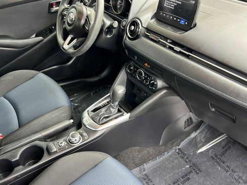 Certified 2020 Toyota Yaris LE image 16