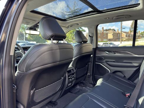 Used 2023 Jeep Grand Cherokee 4XE image 35