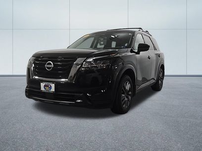 Used 2022 Nissan Pathfinder SV