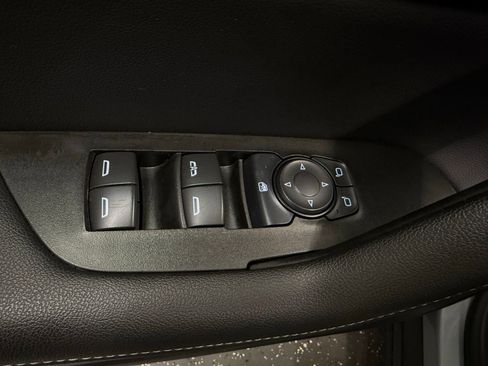 Used 2025 Chevrolet Blazer LT image 10