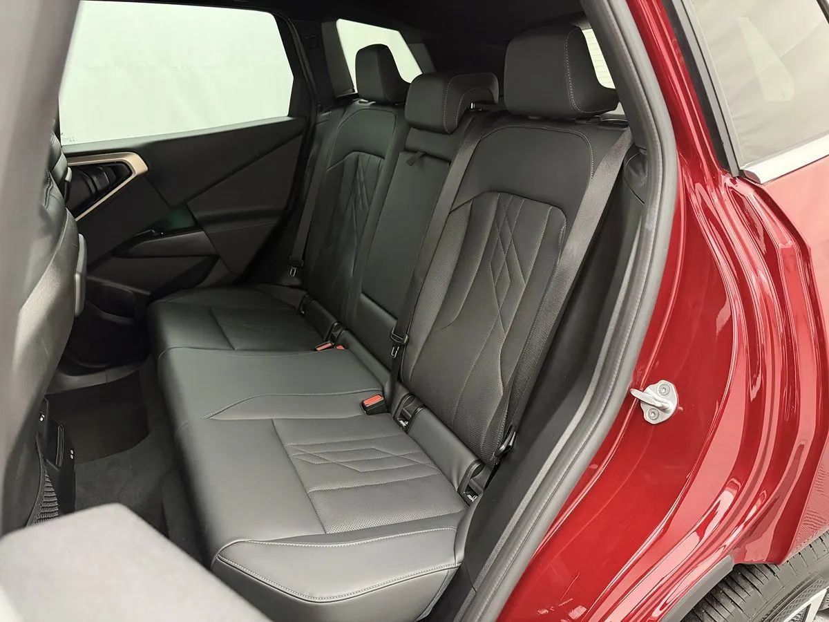 Used 2025 BMW X3 xDrive30i w/ Premium Package AWD/4WD image 46