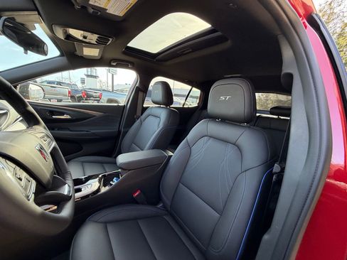 New 2026 Buick Envista Sport Touring w/ Convenience I Package image 11