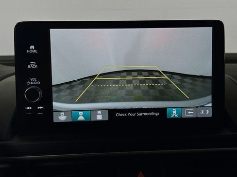 Certified 2024 Honda Pilot Touring image 13