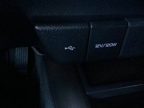 Used 2024 Toyota Camry SE image 21