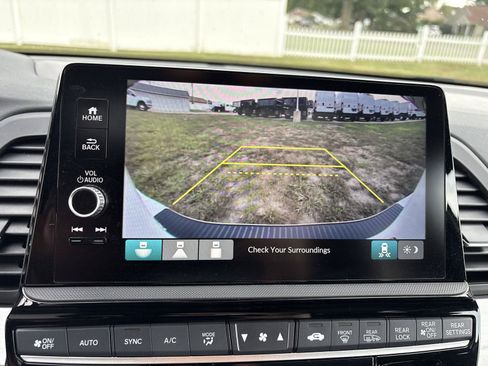 Used 2025 Honda Odyssey Sport-L image 23