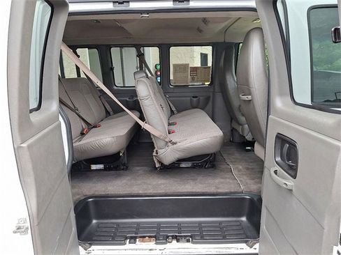 Used 2014 Chevrolet Express 3500 LT w/ LT Preferred Equipment Group image 12