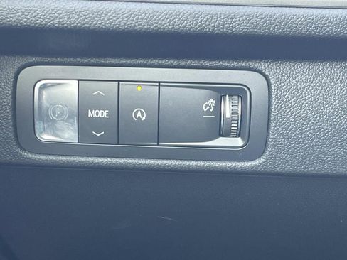 New 2026 Chevrolet Traverse LT w/ Sun and Wheel Package image 33