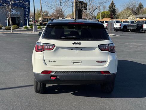 Used 2020 Jeep Compass Trailhawk image 6