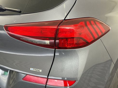 Used 2021 Hyundai Tucson SE AWD/4WD image 33