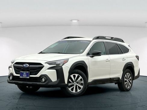 Certified 2023 Subaru Outback Premium image 2