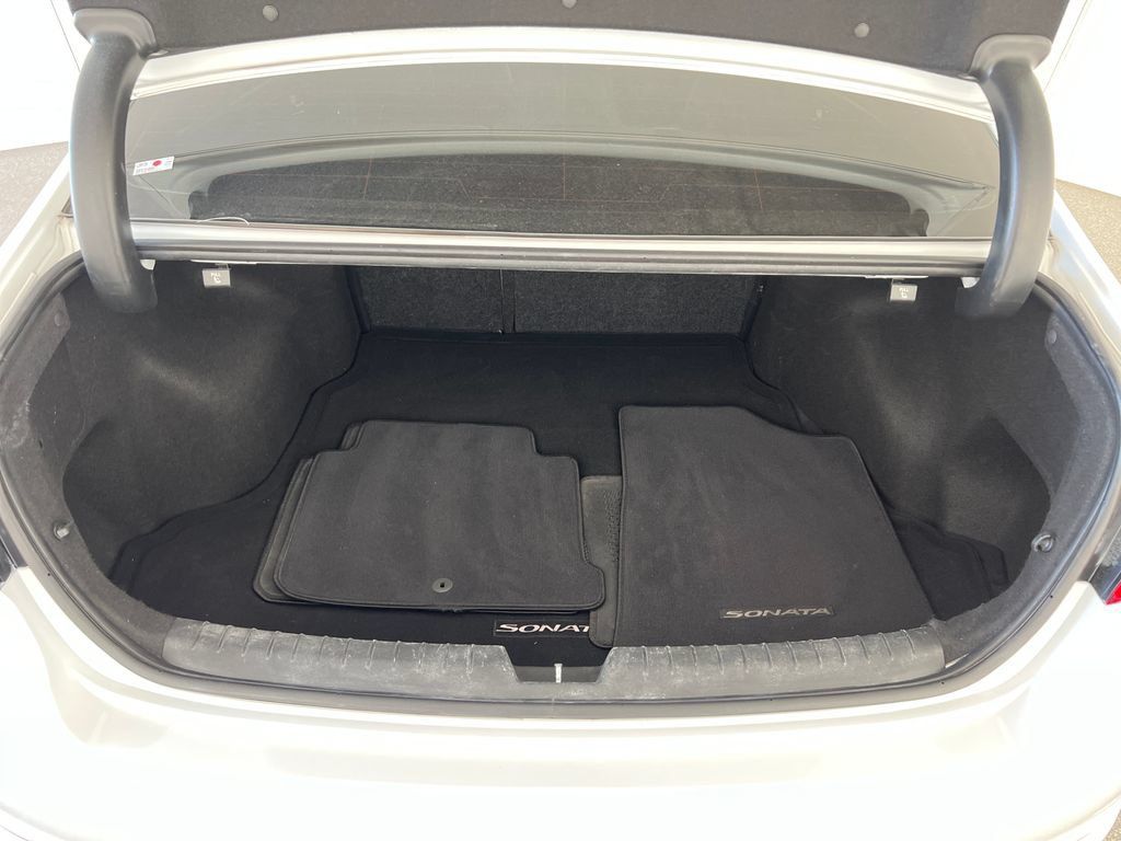Used 2017 Hyundai Sonata Limited FWD image 25