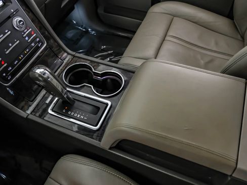Used 2015 Lincoln Navigator 2WD image 21
