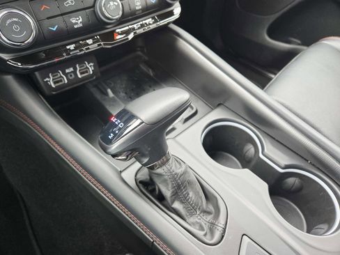Used 2025 Dodge Durango R/T image 38