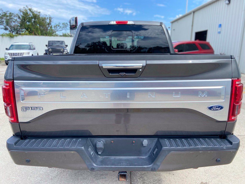 Used 2017 Ford F150 Platinum w/ Equipment Group 701A Luxury AWD/4WD image 4