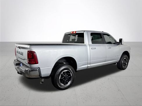 New 2026 RAM 2500 Laramie AWD/4WD image 6