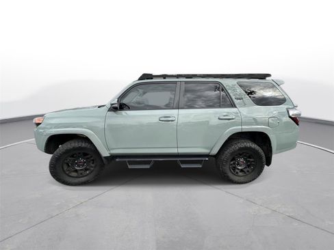 Used 2022 Toyota 4Runner TRD Off-Road Premium image 9