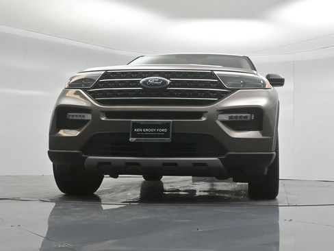 Used 2021 Ford Explorer XLT w/ Equipment Group 202A RWD image 44