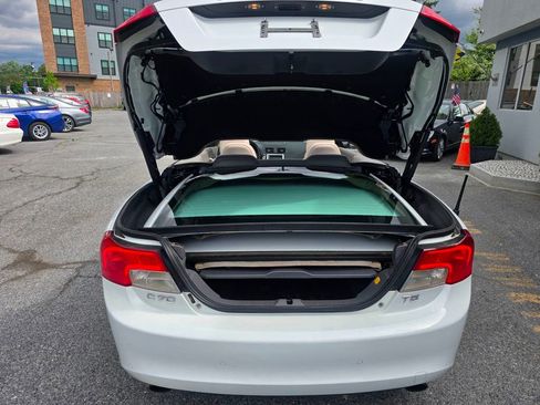 Used 2011 Volvo C70 T5 w/ Convenience Pkg FWD image 22