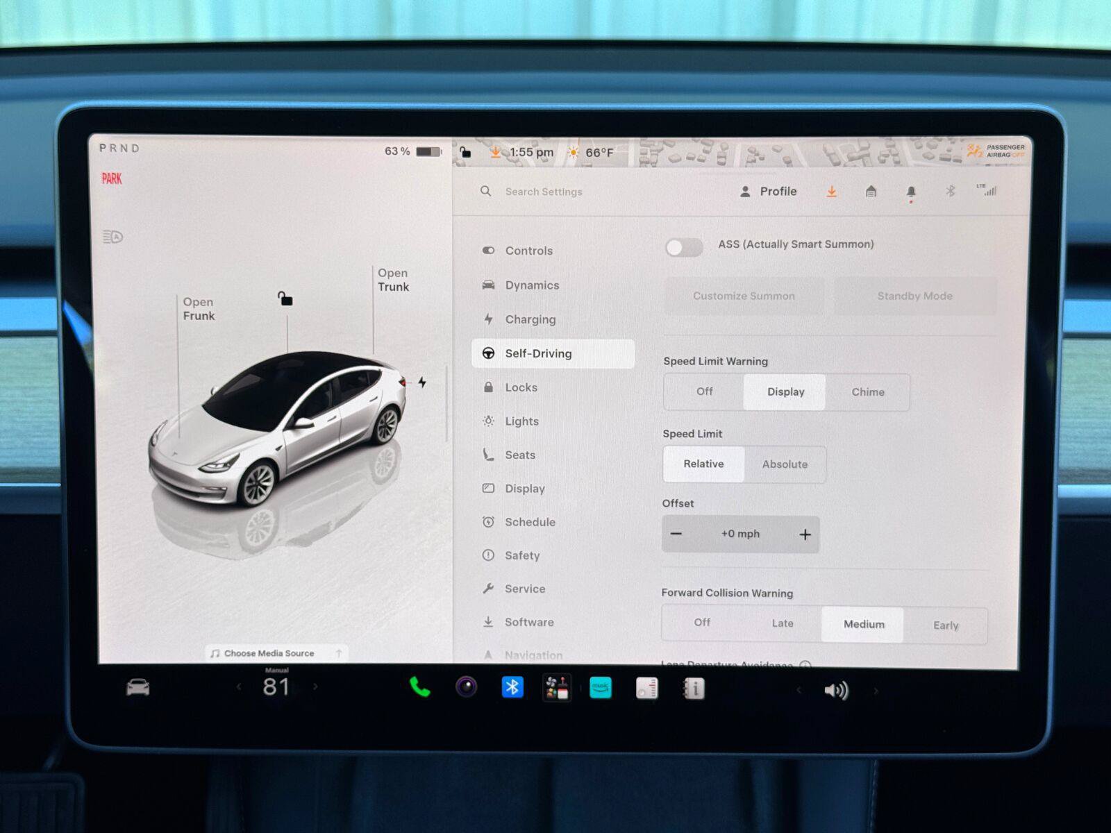 Used 2022 Tesla Model 3 Long Range AWD/4WD image 25