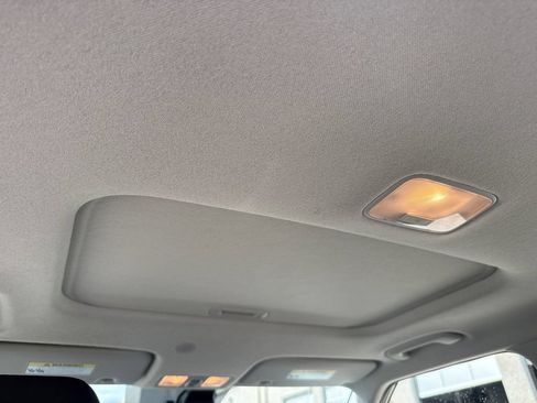 Used 2026 Hyundai Venue SEL FWD image 16