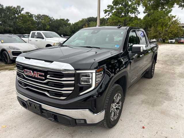 Used 2025 GMC Sierra 1500 SLT AWD/4WD image 2