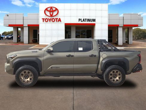 New 2026 Toyota Tacoma Trailhunter image 3