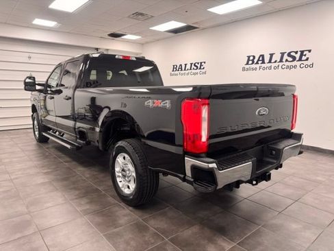 Used 2025 Ford F250 XLT AWD/4WD image 5