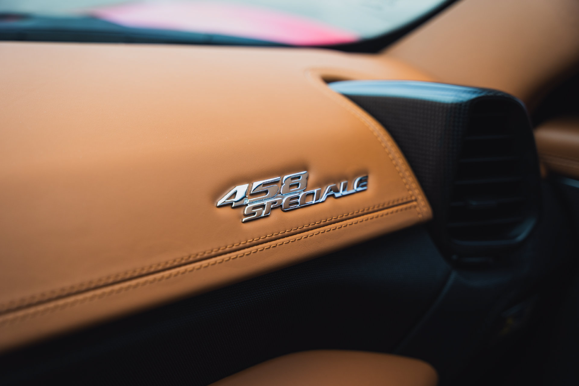 Used 2014 Ferrari 458 Speciale Coupe RWD image 56