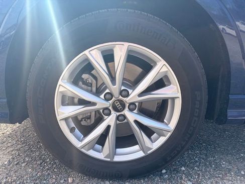 Certified 2025 Audi Q3 2.0T Premium Plus image 5