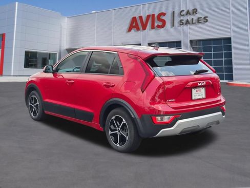 Used 2025 Kia Niro LX FWD image 9
