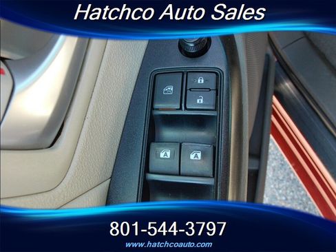 Used 2016 Toyota Sienna LE FWD image 12
