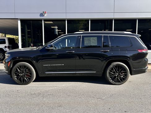 Certified 2021 Jeep Grand Cherokee L Summit image 5