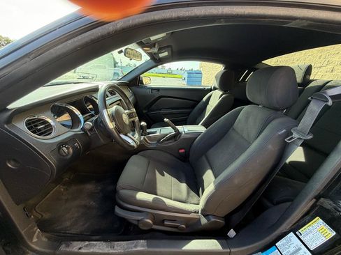 Used 2014 Ford Mustang Coupe w/ V6 Performance Package RWD image 10