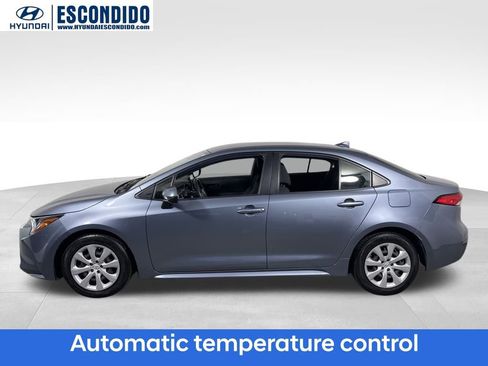 Used 2022 Toyota Corolla LE image 3