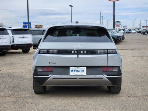 Used 2022 Hyundai Ioniq 5 SE image 11