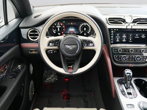 New 2026 Bentley Bentayga Extended Wheelbase AWD/4WD image 34