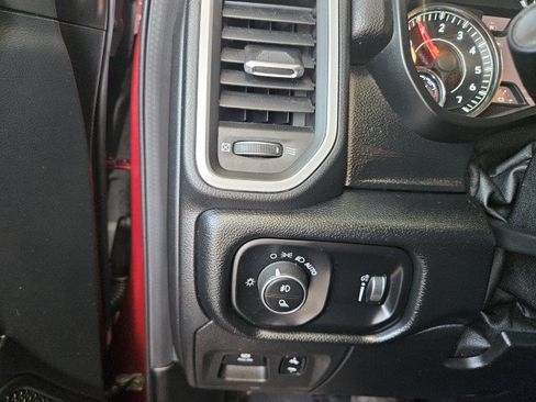 Used 2020 RAM 1500 Big Horn AWD/4WD image 27