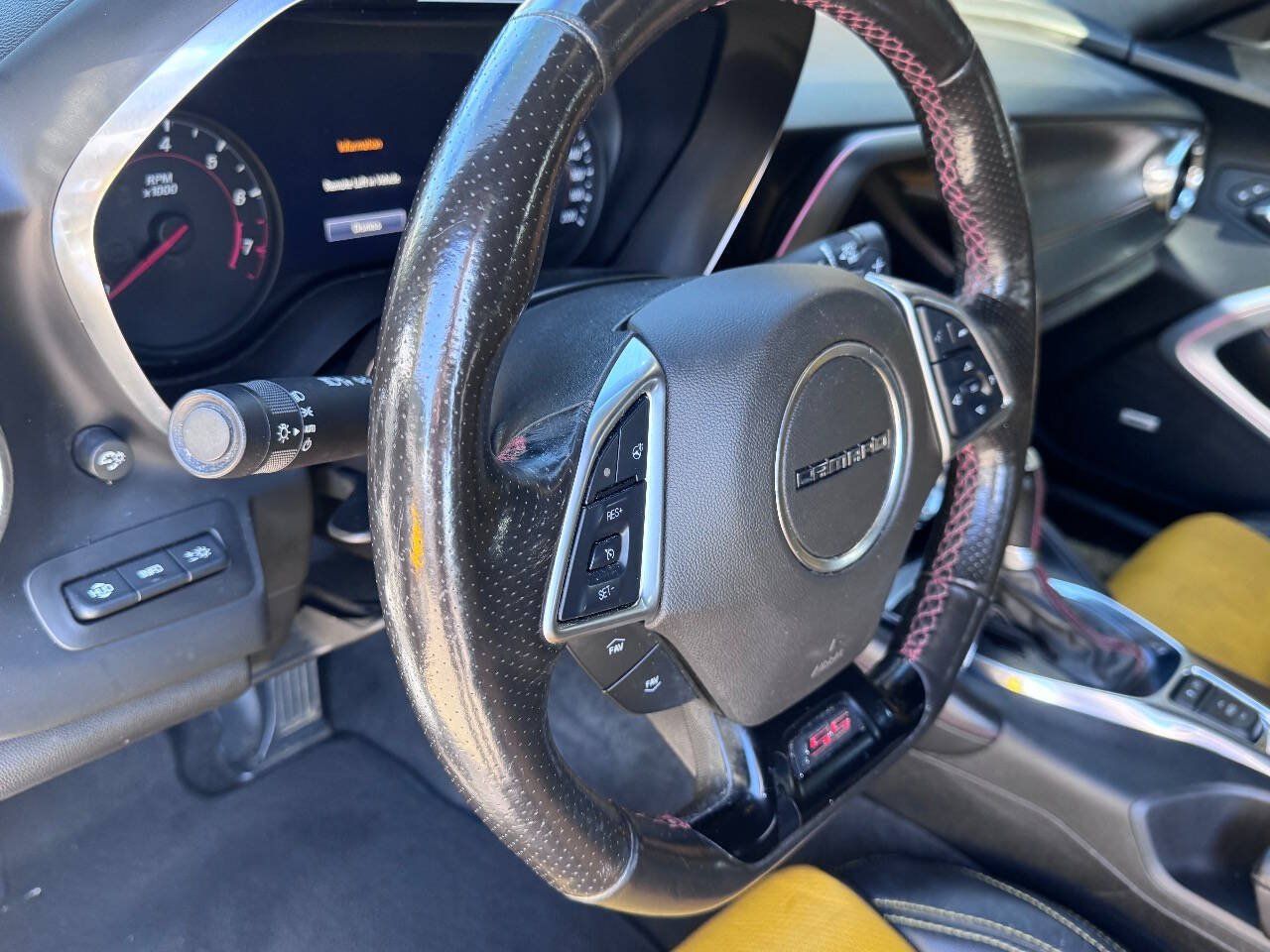 Used 2020 Chevrolet Camaro SS RWD image 20