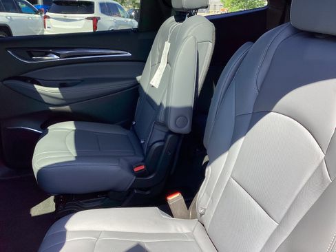 Used 2023 Buick Enclave Essence w/ Experience Buick Package FWD image 13