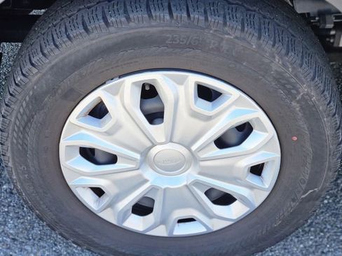 Used 2024 Ford Transit 350 XLT RWD image 10
