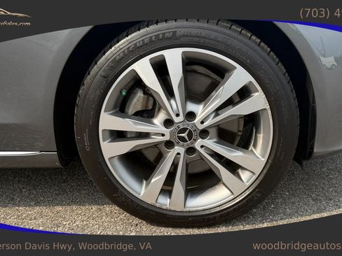 Used 2018 Mercedes-Benz C 300 4MATIC Sedan w/ Premium Package image 33