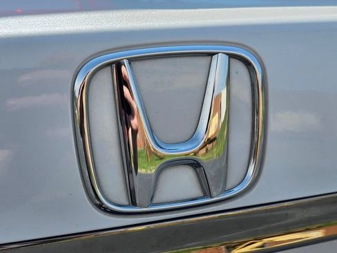 Used 2022 Honda HR-V LX image 16