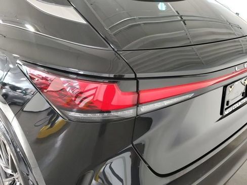 Used 2023 Lexus RX 350 F Sport w/ Accessory Package AWD/4WD image 31